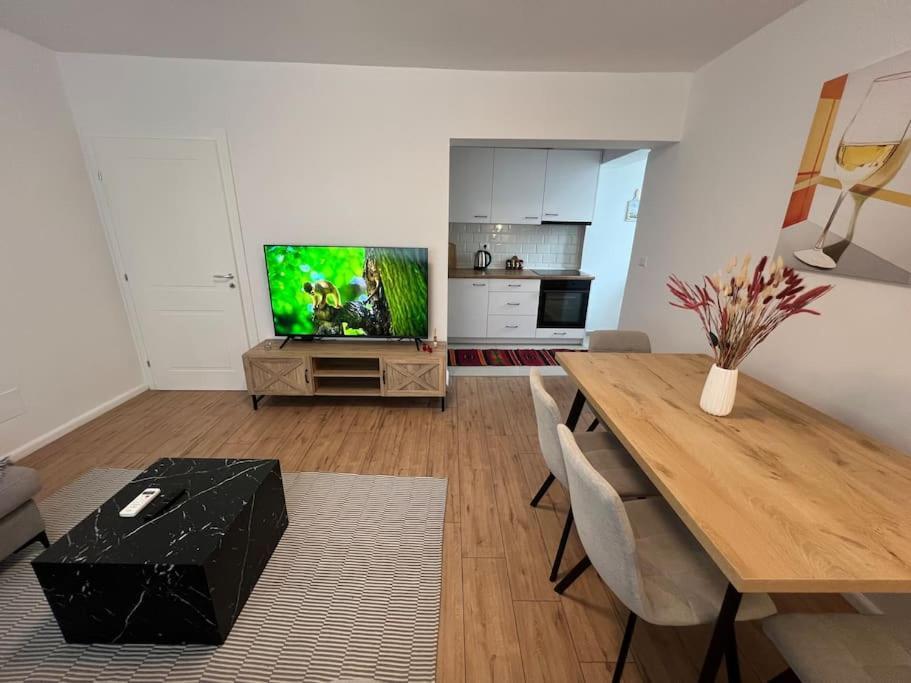 Modern Apt Near City Centre Shkodër 외부 사진