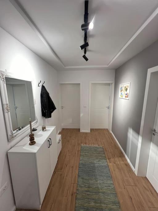 Modern Apt Near City Centre Shkodër 외부 사진